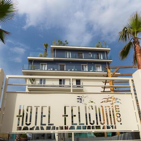 Hotel Felicioni ピネート エクステリア 写真